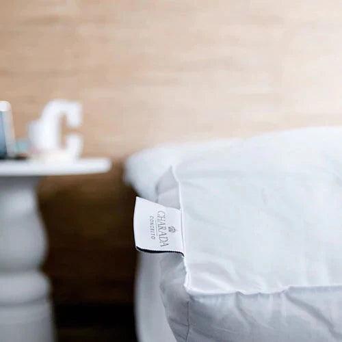 PILLOW TOP ORIGINAL + 4 Travesseiros Pluma de Ganso Sintético - Casa Amarela