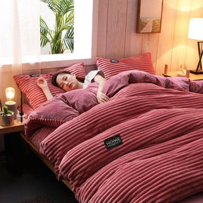 Jogo de Roupas de Cama em Veludo Home™ - Casa Amarela